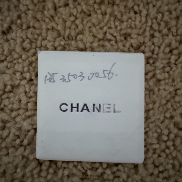 CHANEL Women's Classic Black and White Espadrilles - Picture 3 of 5